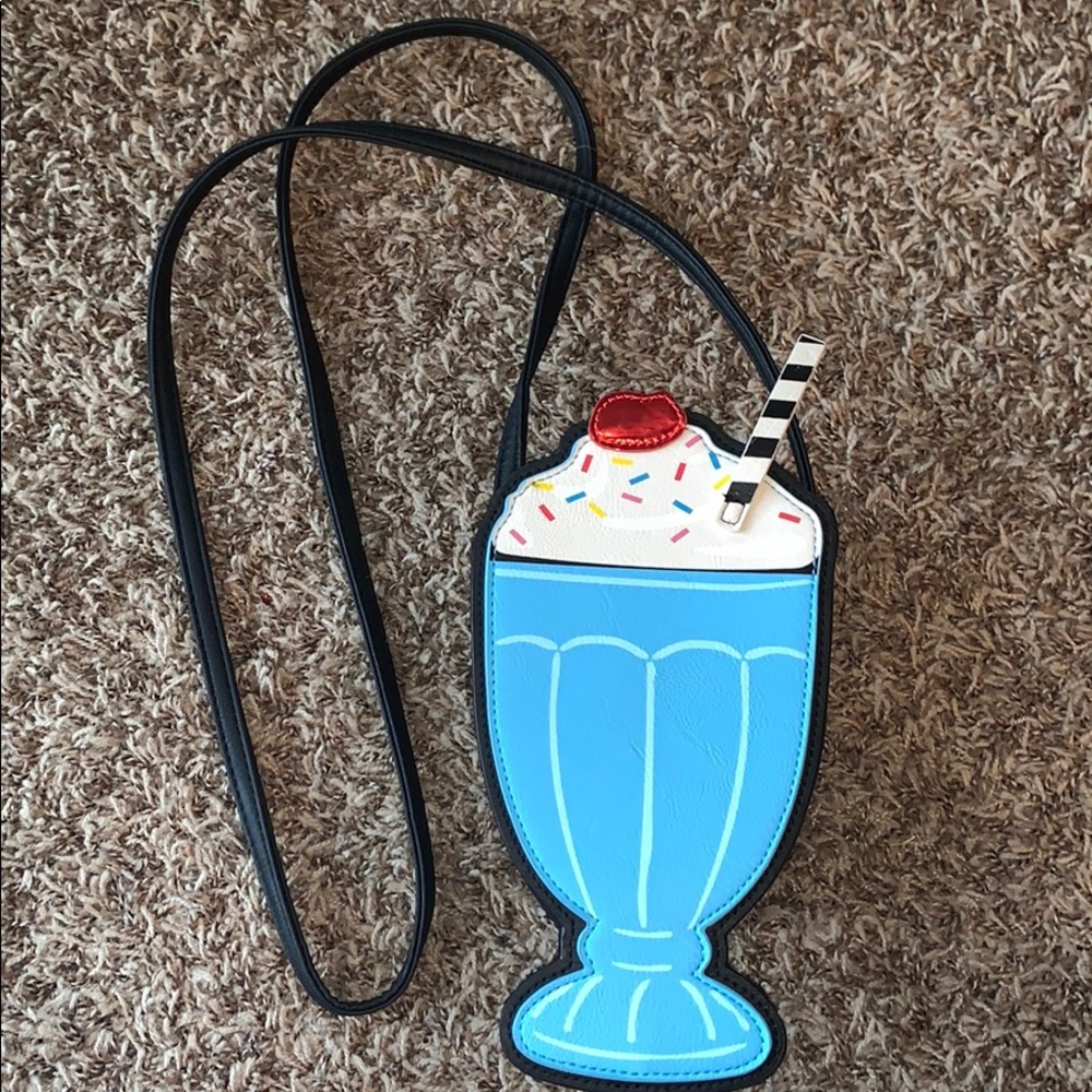 Milkshake Purse